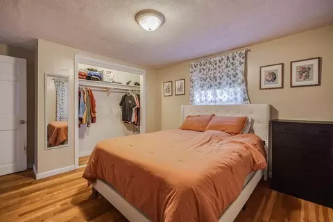 76 Wilshire Rd, Springfield, MA 01118 photo 14