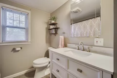 76 Wilshire Rd, Springfield, MA 01118 photo 20