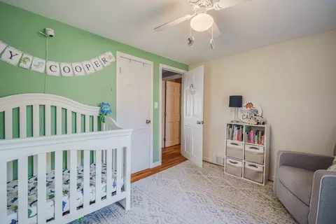 76 Wilshire Rd, Springfield, MA 01118 photo 16