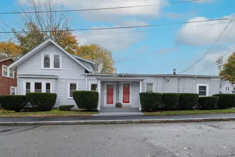 66 Custer St, Brockton, MA 02301
