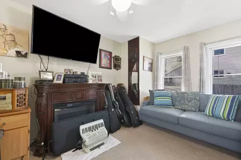 127 Eastern Ave, Springfield, MA 01109 photo 8
