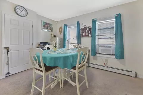 127 Eastern Ave, Springfield, MA 01109 photo 4