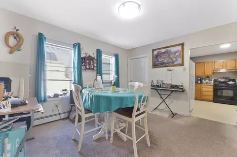 127 Eastern Ave, Springfield, MA 01109 photo 2
