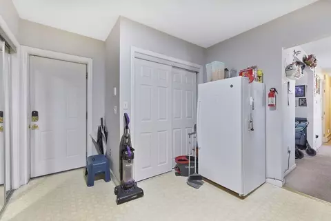 127 Eastern Ave, Springfield, MA 01109 photo 10