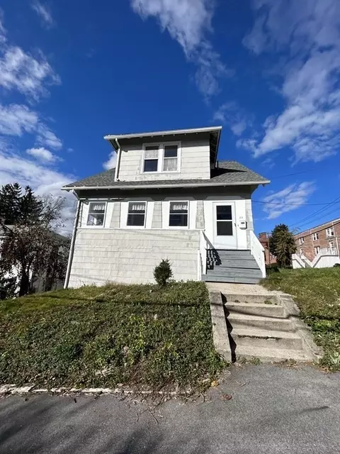 23 Greendale Ave, Worcester, MA 01606 photo 3