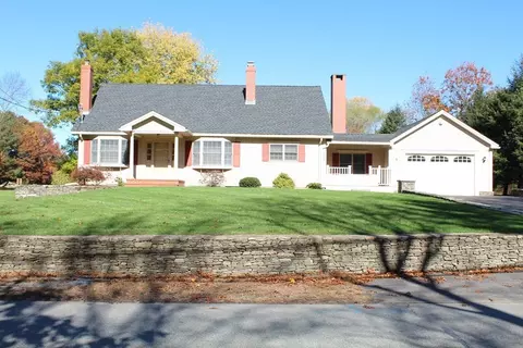 485 Tremont St, Taunton, MA 02780