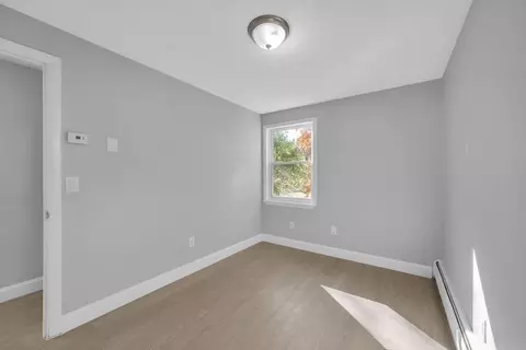 305 Denver St, Springfield, MA 01109 photo 29