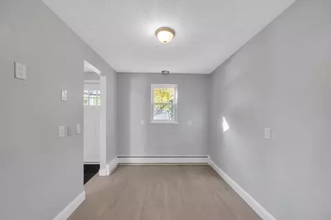 305 Denver St, Springfield, MA 01109 photo 33
