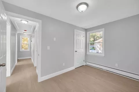 305 Denver St, Springfield, MA 01109 photo 22