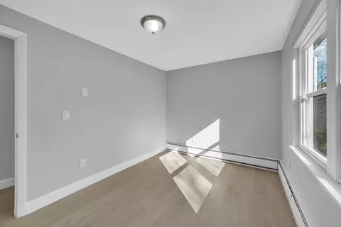 305 Denver St, Springfield, MA 01109 photo 25