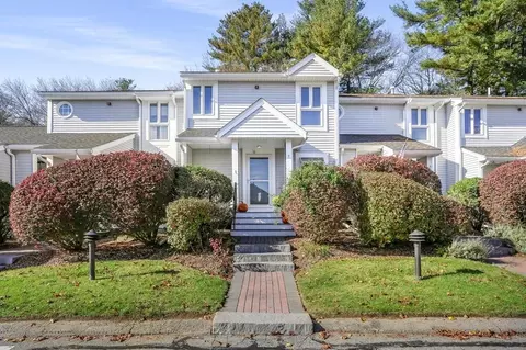 7 Alcott Cir #7, Taunton, MA 02780