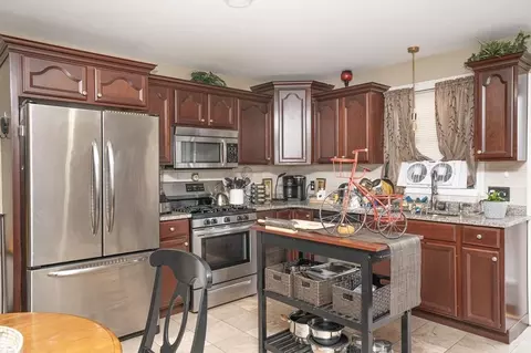 785 N Main St #2, Fall River, MA 02720 photo 8