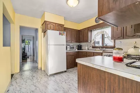 173 Springvale Ave, Everett, MA 02149 photo 9
