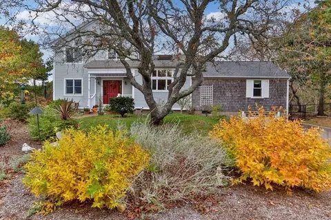 70 Perry Ln, Eastham, MA 02642