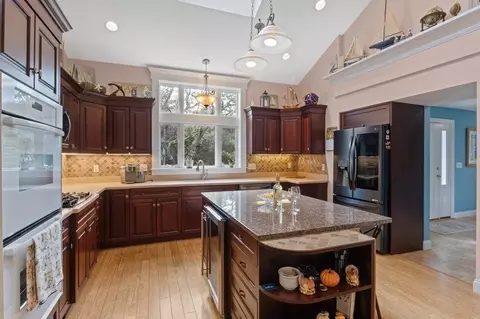 70 Perry Ln, Eastham, MA 02642 photo 8