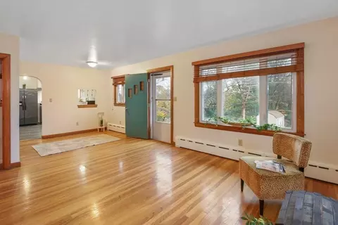 11 Gorski Ave, Webster, MA 01570 photo 9