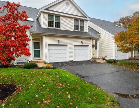 2 Kingson Ln #4, Medway, MA 02053