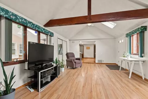 37 Macarthur Rd, Beverly, MA 01915 photo 7