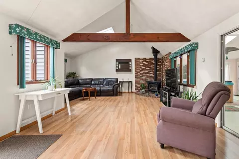 37 Macarthur Rd, Beverly, MA 01915 photo 6