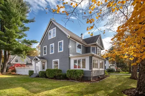 94 King St, Reading, MA 01867