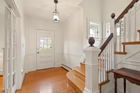 94 King St, Reading, MA 01867 photo 6