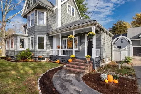 94 King St, Reading, MA 01867 photo 4