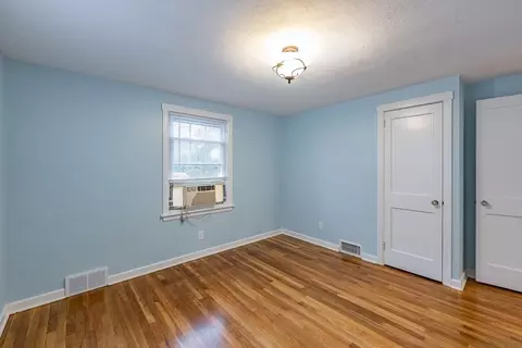 111 Mayflower Rd, Springfield, MA 01118 photo 21