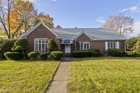 294 Cabot St, Holyoke, MA 01040