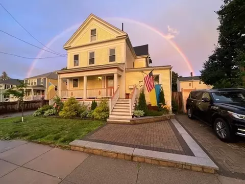 112 Washington St, Hyde Park, MA 02136
