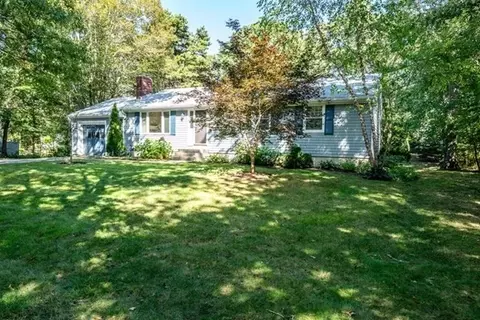 40 Goose Point Rd, Barnstable, MA 02632 photo 4