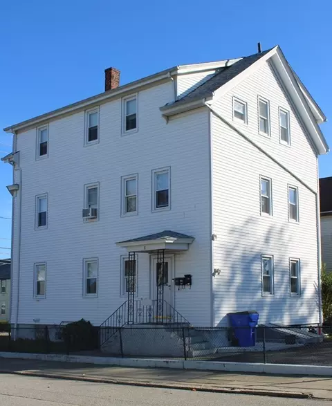 8 Lane St, Fall River, MA 02721 photo 2