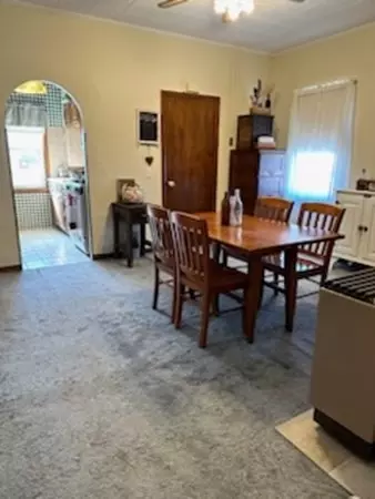 8 Lane St, Fall River, MA 02721 photo 17