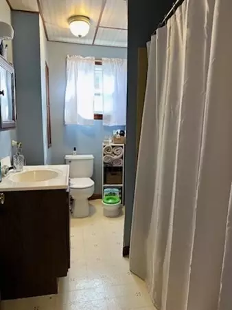 8 Lane St, Fall River, MA 02721 photo 18