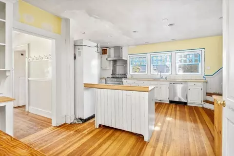62 Winter St, Hingham, MA 02043 photo 12