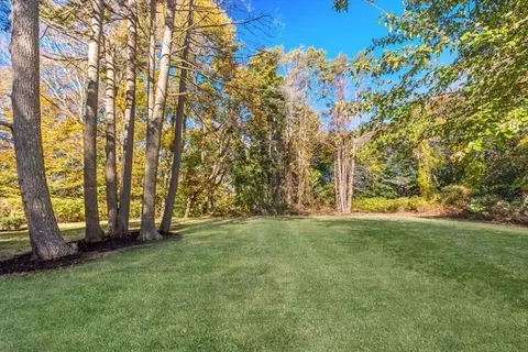 62 Winter St, Hingham, MA 02043 photo 3