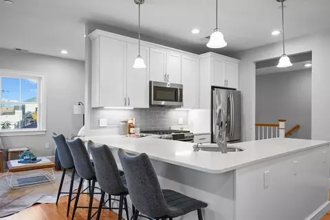 25 Cherry St #6, Danvers, MA 01923 photo 6