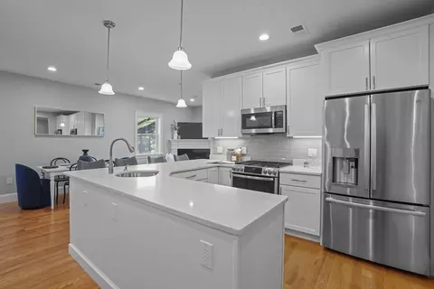 25 Cherry St #6, Danvers, MA 01923 photo 5