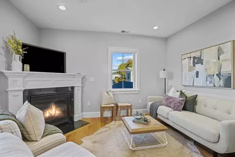 25 Cherry St #6, Danvers, MA 01923 photo 11