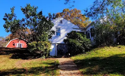 11 N Martin, Amesbury, MA 01913