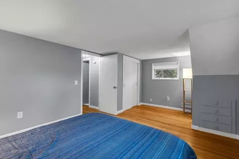 97 Hadley St, Springfield, MA 01118 photo 32