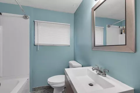 97 Hadley St, Springfield, MA 01118 photo 19