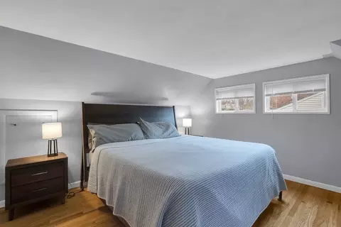 97 Hadley St, Springfield, MA 01118 photo 25