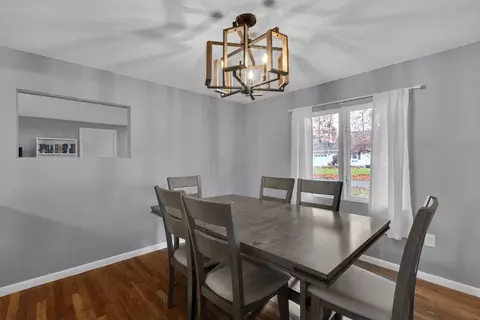 97 Hadley St, Springfield, MA 01118 photo 10