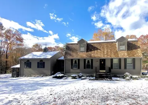 315 Mountain Rd, Holyoke, MA 01040