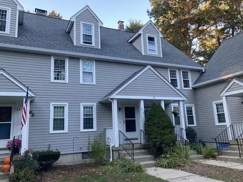 234 Twin Lakes Dr #234, Halifax, MA 02338
