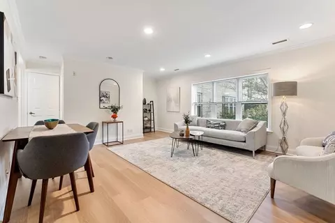 156 Newton St #2, Brighton, MA 02135