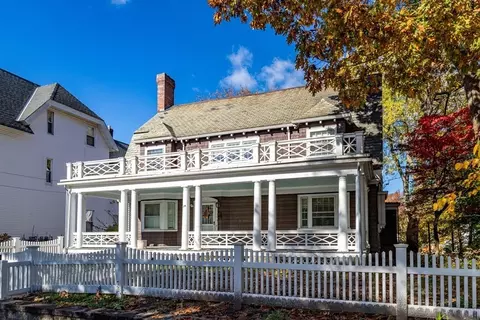 34 Beacon St, Fitchburg, MA 01420
