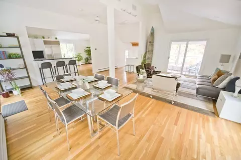 65 Forest St, Brookline, MA 02445 photo 9