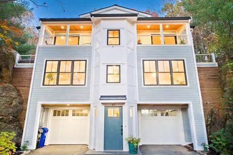 65 Forest St, Brookline, MA 02445