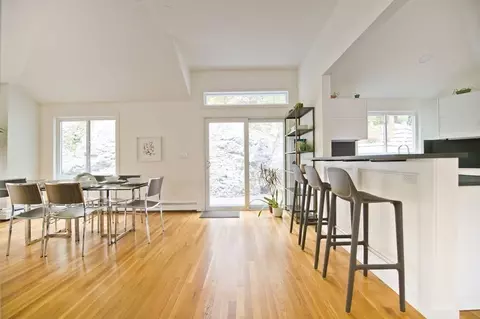 65 Forest St, Brookline, MA 02445 photo 14